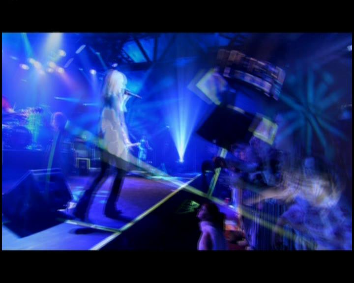 DailyDuff-dot-nl_GirlCanRockDVD-LiveInConcert1056.jpg DailyDuff-dot-nl_GirlCanRockDVD-LiveInConcert1056.jpg