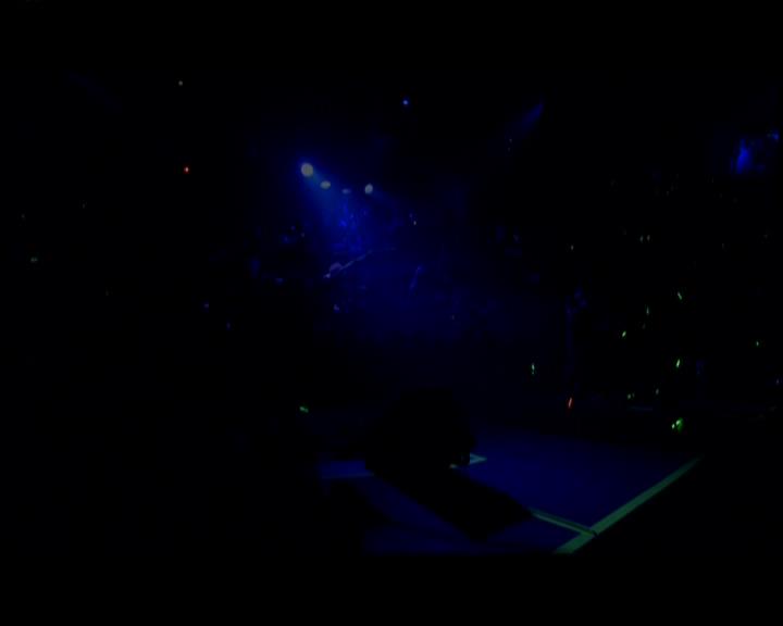 DailyDuff-dot-nl_GirlCanRockDVD-LiveInConcert1068.jpg DailyDuff-dot-nl_GirlCanRockDVD-LiveInConcert1068.jpg