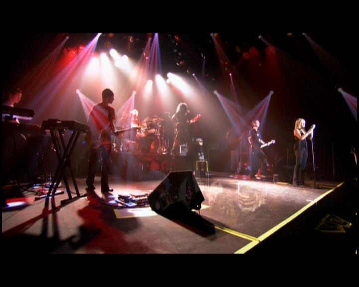 DailyDuff-dot-nl_GirlCanRockDVD-LiveInConcert1081.jpg DailyDuff-dot-nl_GirlCanRockDVD-LiveInConcert1081.jpg