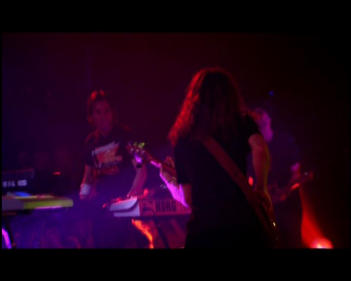 DailyDuff-dot-nl_GirlCanRockDVD-LiveInConcert1084.jpg DailyDuff-dot-nl_GirlCanRockDVD-LiveInConcert1084.jpg