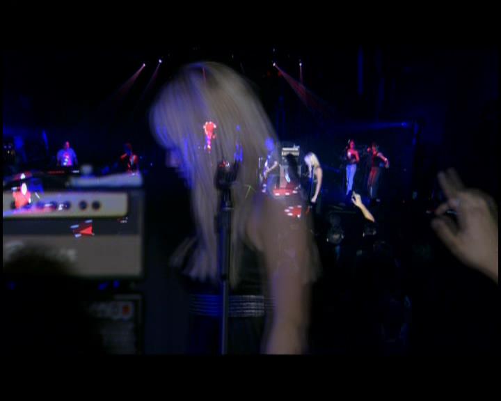 DailyDuff-dot-nl_GirlCanRockDVD-LiveInConcert1131.jpg DailyDuff-dot-nl_GirlCanRockDVD-LiveInConcert1131.jpg