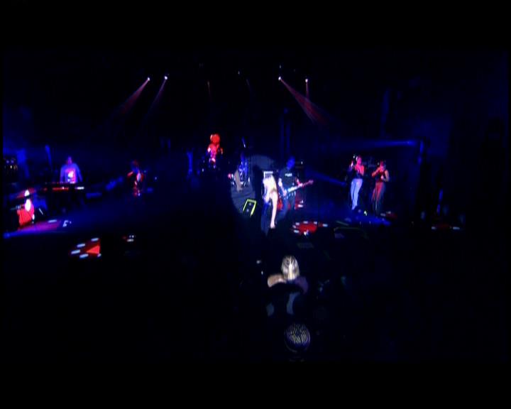DailyDuff-dot-nl_GirlCanRockDVD-LiveInConcert1133.jpg DailyDuff-dot-nl_GirlCanRockDVD-LiveInConcert1133.jpg