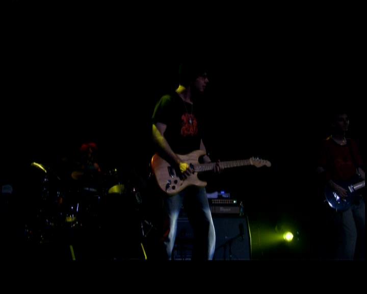 DailyDuff-dot-nl_GirlCanRockDVD-LiveInConcert1177.jpg DailyDuff-dot-nl_GirlCanRockDVD-LiveInConcert1177.jpg