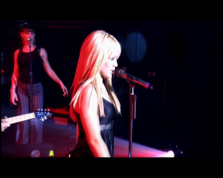 DailyDuff-dot-nl_GirlCanRockDVD-LiveInConcert1202.jpg DailyDuff-dot-nl_GirlCanRockDVD-LiveInConcert1202.jpg
