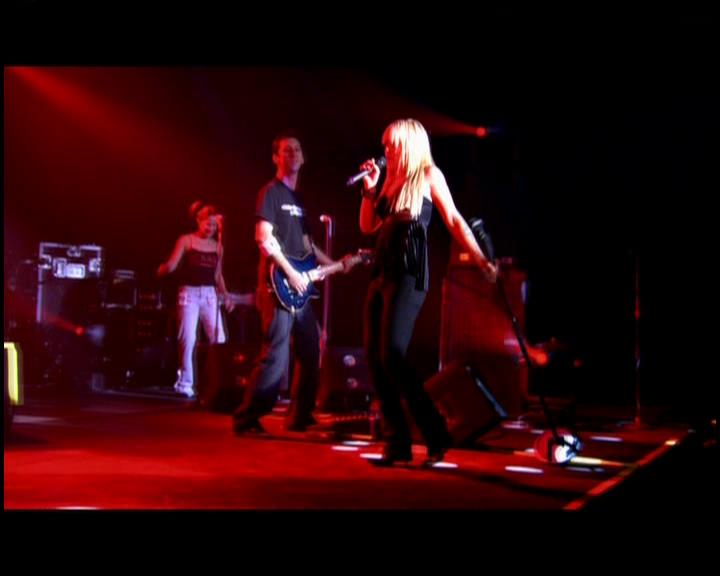 DailyDuff-dot-nl_GirlCanRockDVD-LiveInConcert1242.jpg DailyDuff-dot-nl_GirlCanRockDVD-LiveInConcert1242.jpg