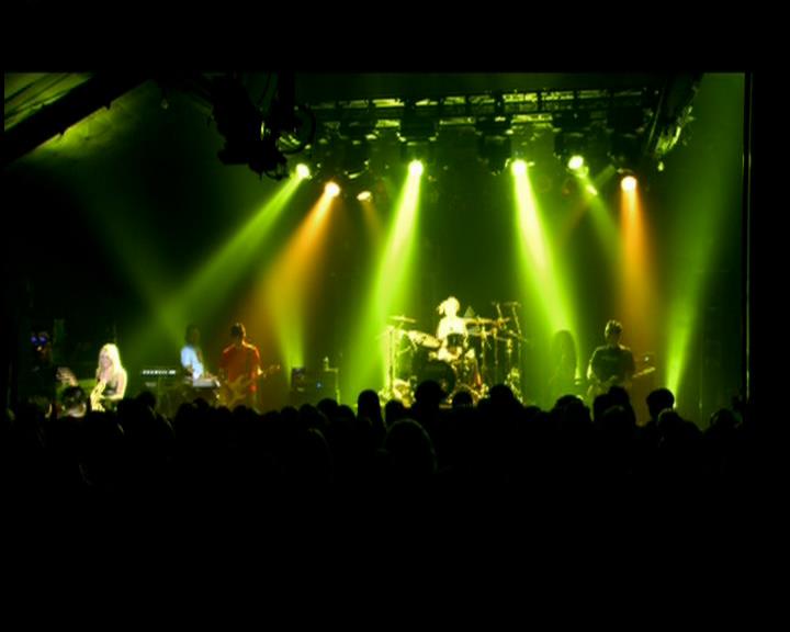 DailyDuff-dot-nl_GirlCanRockDVD-LiveInConcert1288.jpg DailyDuff-dot-nl_GirlCanRockDVD-LiveInConcert1288.jpg