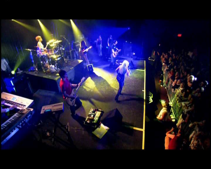 DailyDuff-dot-nl_GirlCanRockDVD-LiveInConcert1375.jpg DailyDuff-dot-nl_GirlCanRockDVD-LiveInConcert1375.jpg