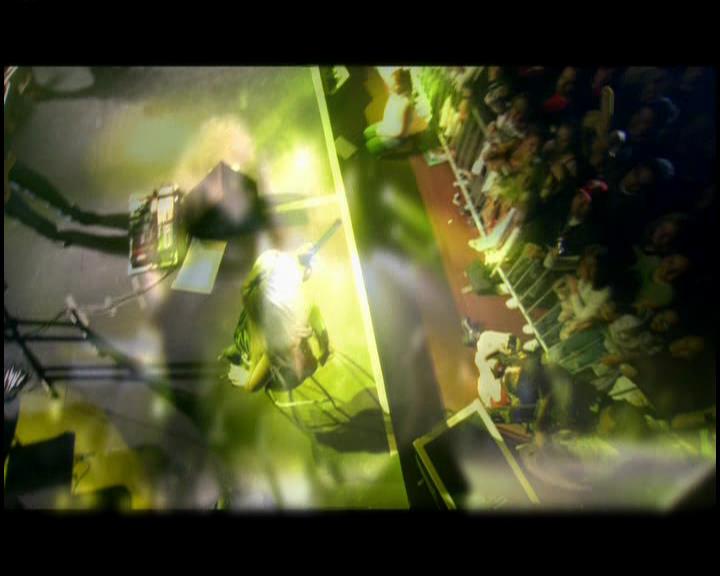 DailyDuff-dot-nl_GirlCanRockDVD-LiveInConcert1435.jpg DailyDuff-dot-nl_GirlCanRockDVD-LiveInConcert1435.jpg