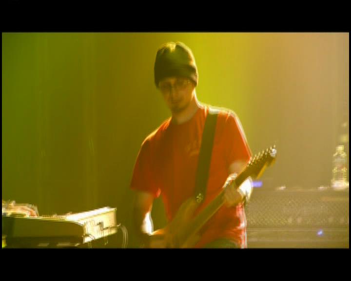 DailyDuff-dot-nl_GirlCanRockDVD-LiveInConcert1441.jpg DailyDuff-dot-nl_GirlCanRockDVD-LiveInConcert1441.jpg