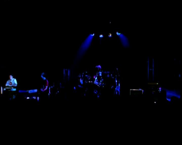 DailyDuff-dot-nl_GirlCanRockDVD-LiveInConcert1479.jpg DailyDuff-dot-nl_GirlCanRockDVD-LiveInConcert1479.jpg