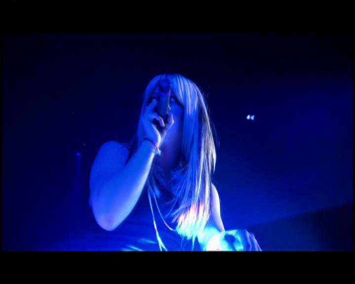 DailyDuff-dot-nl_GirlCanRockDVD-LiveInConcert1482.jpg DailyDuff-dot-nl_GirlCanRockDVD-LiveInConcert1482.jpg