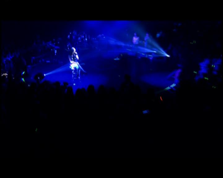 DailyDuff-dot-nl_GirlCanRockDVD-LiveInConcert1488.jpg DailyDuff-dot-nl_GirlCanRockDVD-LiveInConcert1488.jpg