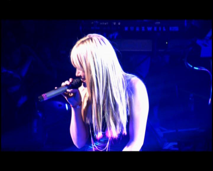 DailyDuff-dot-nl_GirlCanRockDVD-LiveInConcert1505.jpg DailyDuff-dot-nl_GirlCanRockDVD-LiveInConcert1505.jpg