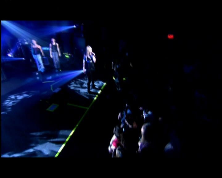 DailyDuff-dot-nl_GirlCanRockDVD-LiveInConcert1562.jpg DailyDuff-dot-nl_GirlCanRockDVD-LiveInConcert1562.jpg