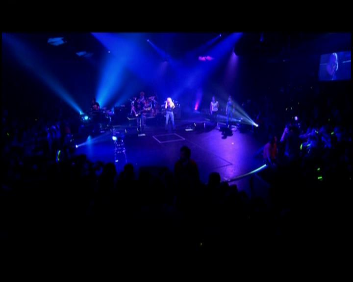 DailyDuff-dot-nl_GirlCanRockDVD-LiveInConcert1609.jpg DailyDuff-dot-nl_GirlCanRockDVD-LiveInConcert1609.jpg