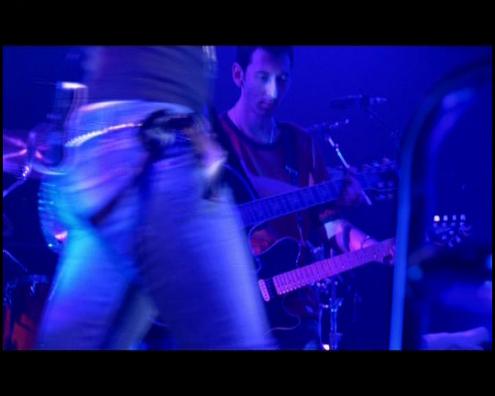 DailyDuff-dot-nl_GirlCanRockDVD-LiveInConcert1651.jpg DailyDuff-dot-nl_GirlCanRockDVD-LiveInConcert1651.jpg