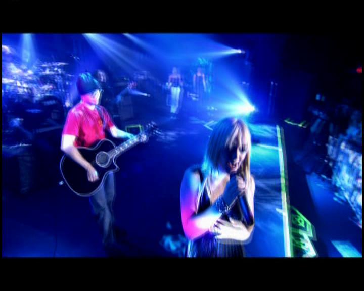 DailyDuff-dot-nl_GirlCanRockDVD-LiveInConcert1668.jpg DailyDuff-dot-nl_GirlCanRockDVD-LiveInConcert1668.jpg