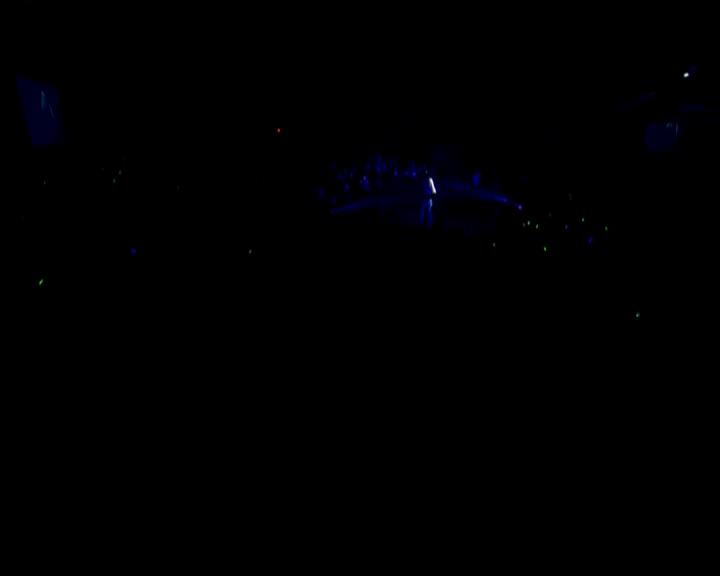 DailyDuff-dot-nl_GirlCanRockDVD-LiveInConcert1703.jpg DailyDuff-dot-nl_GirlCanRockDVD-LiveInConcert1703.jpg