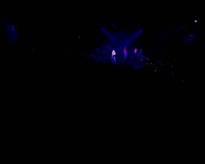 DailyDuff-dot-nl_GirlCanRockDVD-LiveInConcert1707.jpg DailyDuff-dot-nl_GirlCanRockDVD-LiveInConcert1707.jpg