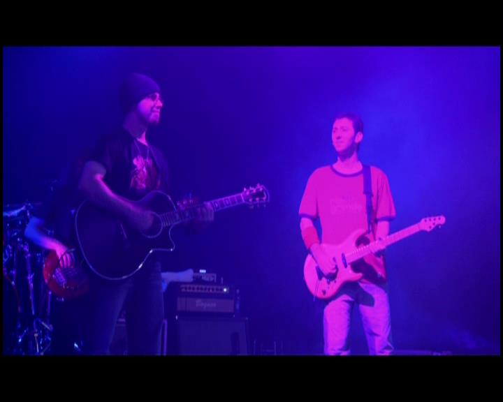 DailyDuff-dot-nl_GirlCanRockDVD-LiveInConcert1780.jpg DailyDuff-dot-nl_GirlCanRockDVD-LiveInConcert1780.jpg