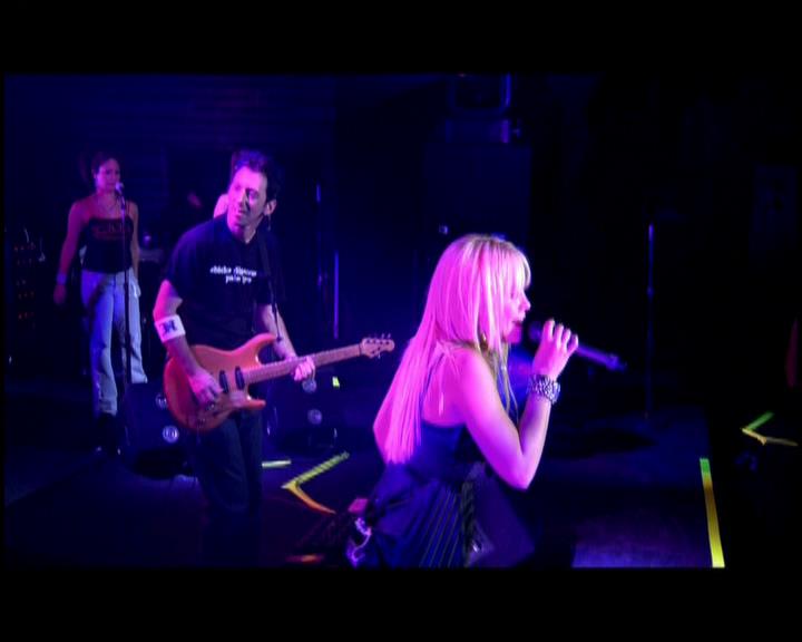 DailyDuff-dot-nl_GirlCanRockDVD-LiveInConcert1820.jpg DailyDuff-dot-nl_GirlCanRockDVD-LiveInConcert1820.jpg