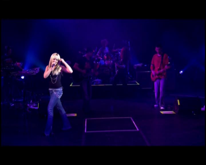 DailyDuff-dot-nl_GirlCanRockDVD-LiveInConcert1834.jpg DailyDuff-dot-nl_GirlCanRockDVD-LiveInConcert1834.jpg