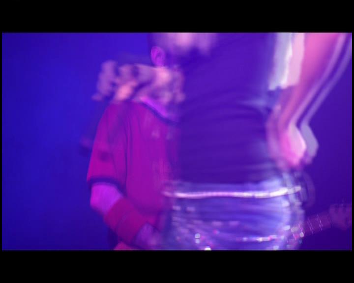 DailyDuff-dot-nl_GirlCanRockDVD-LiveInConcert1860.jpg DailyDuff-dot-nl_GirlCanRockDVD-LiveInConcert1860.jpg