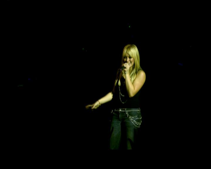 DailyDuff-dot-nl_GirlCanRockDVD-LiveInConcert1935.jpg DailyDuff-dot-nl_GirlCanRockDVD-LiveInConcert1935.jpg