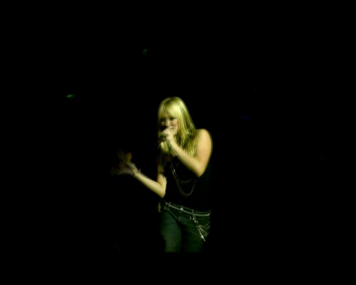 DailyDuff-dot-nl_GirlCanRockDVD-LiveInConcert1937.jpg DailyDuff-dot-nl_GirlCanRockDVD-LiveInConcert1937.jpg