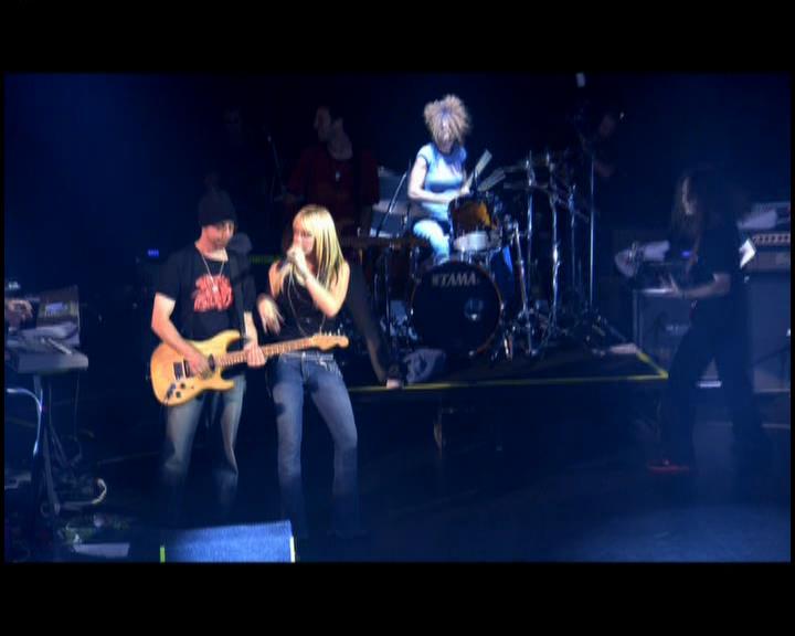 DailyDuff-dot-nl_GirlCanRockDVD-LiveInConcert2060.jpg DailyDuff-dot-nl_GirlCanRockDVD-LiveInConcert2060.jpg