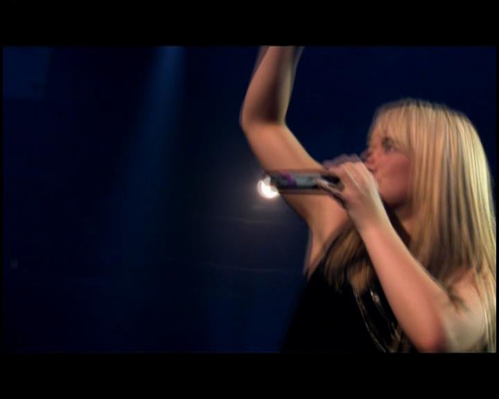 DailyDuff-dot-nl_GirlCanRockDVD-LiveInConcert2076.jpg DailyDuff-dot-nl_GirlCanRockDVD-LiveInConcert2076.jpg