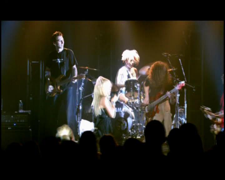 DailyDuff-dot-nl_GirlCanRockDVD-LiveInConcert2084.jpg DailyDuff-dot-nl_GirlCanRockDVD-LiveInConcert2084.jpg
