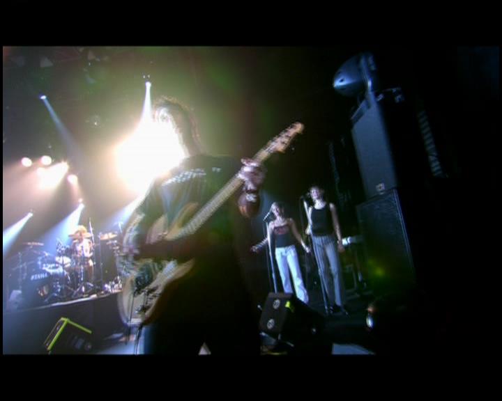 DailyDuff-dot-nl_GirlCanRockDVD-LiveInConcert2109.jpg DailyDuff-dot-nl_GirlCanRockDVD-LiveInConcert2109.jpg