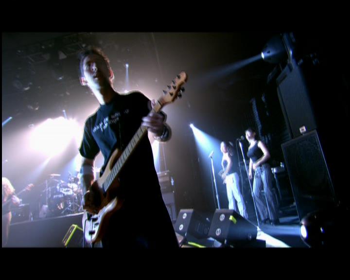 DailyDuff-dot-nl_GirlCanRockDVD-LiveInConcert2110.jpg DailyDuff-dot-nl_GirlCanRockDVD-LiveInConcert2110.jpg