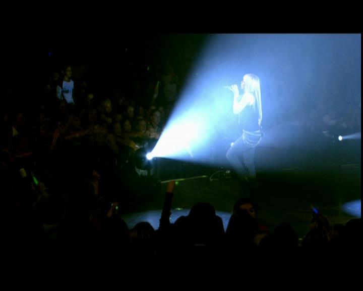 DailyDuff-dot-nl_GirlCanRockDVD-LiveInConcert2123.jpg DailyDuff-dot-nl_GirlCanRockDVD-LiveInConcert2123.jpg