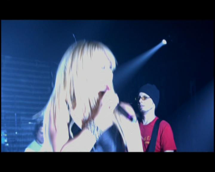 DailyDuff-dot-nl_GirlCanRockDVD-LiveInConcert2134.jpg DailyDuff-dot-nl_GirlCanRockDVD-LiveInConcert2134.jpg