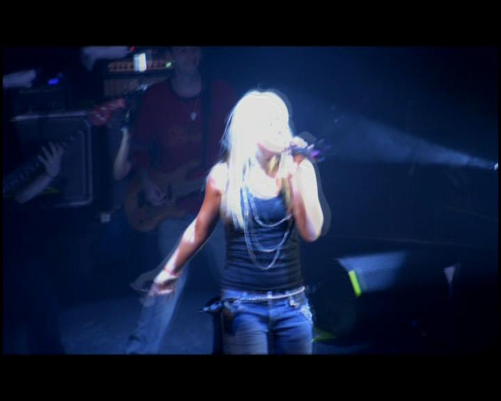 DailyDuff-dot-nl_GirlCanRockDVD-LiveInConcert2142.jpg DailyDuff-dot-nl_GirlCanRockDVD-LiveInConcert2142.jpg