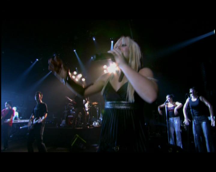 DailyDuff-dot-nl_GirlCanRockDVD-LiveInConcert2145.jpg DailyDuff-dot-nl_GirlCanRockDVD-LiveInConcert2145.jpg