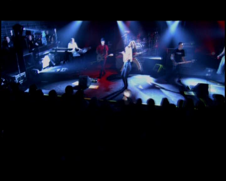 DailyDuff-dot-nl_GirlCanRockDVD-LiveInConcert2209.jpg DailyDuff-dot-nl_GirlCanRockDVD-LiveInConcert2209.jpg