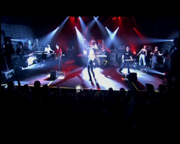 DailyDuff-dot-nl_GirlCanRockDVD-LiveInConcert2263.jpg DailyDuff-dot-nl_GirlCanRockDVD-LiveInConcert2263.jpg