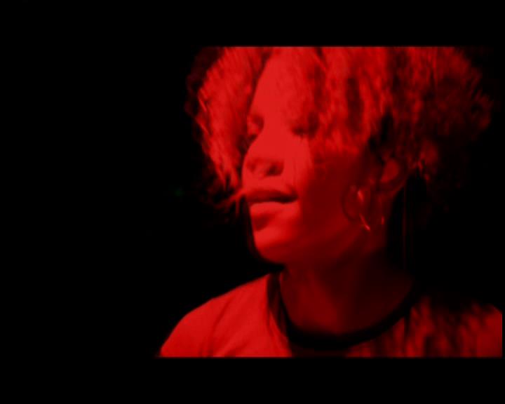 DailyDuff-dot-nl_GirlCanRockDVD-LiveInConcert2276.jpg DailyDuff-dot-nl_GirlCanRockDVD-LiveInConcert2276.jpg