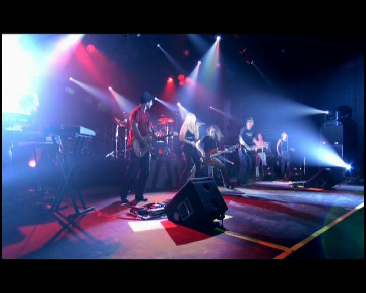 DailyDuff-dot-nl_GirlCanRockDVD-LiveInConcert2301.jpg DailyDuff-dot-nl_GirlCanRockDVD-LiveInConcert2301.jpg