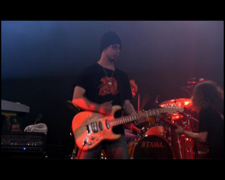 DailyDuff-dot-nl_GirlCanRockDVD-LiveInConcert2317.jpg DailyDuff-dot-nl_GirlCanRockDVD-LiveInConcert2317.jpg