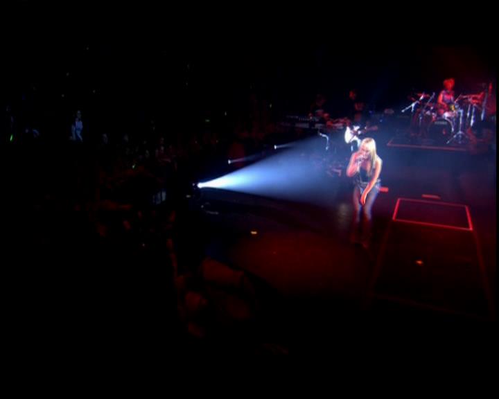 DailyDuff-dot-nl_GirlCanRockDVD-LiveInConcert2346.jpg DailyDuff-dot-nl_GirlCanRockDVD-LiveInConcert2346.jpg