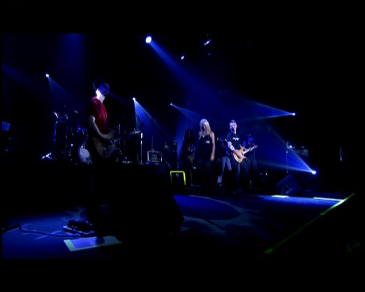 DailyDuff-dot-nl_GirlCanRockDVD-LiveInConcert2377.jpg DailyDuff-dot-nl_GirlCanRockDVD-LiveInConcert2377.jpg