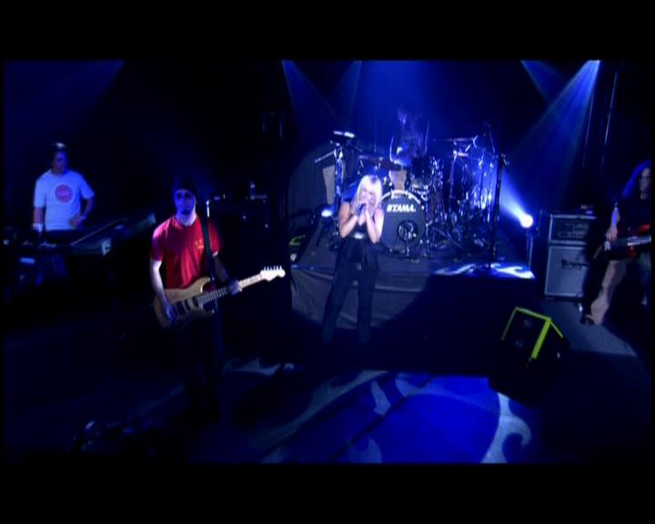 DailyDuff-dot-nl_GirlCanRockDVD-LiveInConcert2383.jpg DailyDuff-dot-nl_GirlCanRockDVD-LiveInConcert2383.jpg