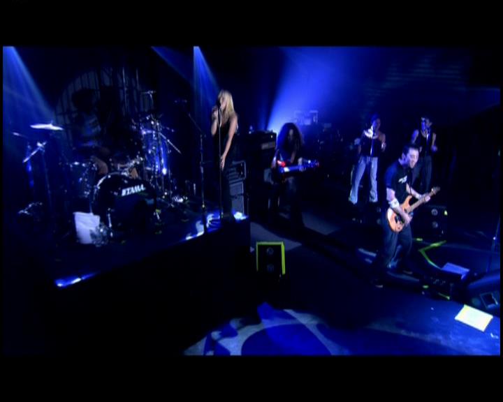 DailyDuff-dot-nl_GirlCanRockDVD-LiveInConcert2393.jpg DailyDuff-dot-nl_GirlCanRockDVD-LiveInConcert2393.jpg