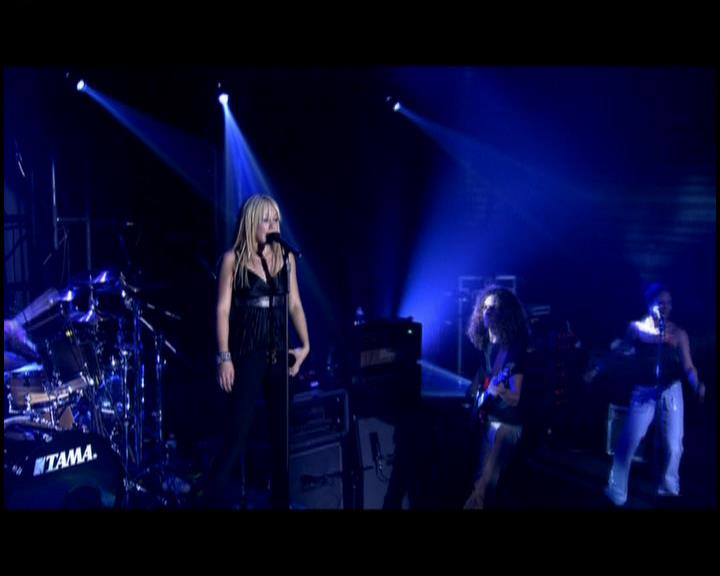 DailyDuff-dot-nl_GirlCanRockDVD-LiveInConcert2427.jpg DailyDuff-dot-nl_GirlCanRockDVD-LiveInConcert2427.jpg