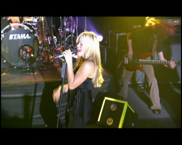 DailyDuff-dot-nl_GirlCanRockDVD-LiveInConcert2495.jpg DailyDuff-dot-nl_GirlCanRockDVD-LiveInConcert2495.jpg