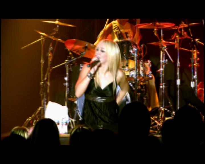 DailyDuff-dot-nl_GirlCanRockDVD-LiveInConcert2518.jpg DailyDuff-dot-nl_GirlCanRockDVD-LiveInConcert2518.jpg